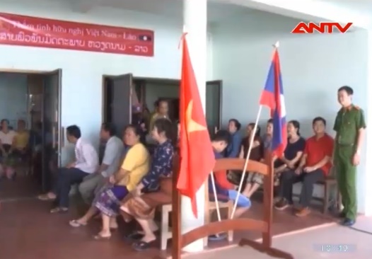 ສະມາຊິກຊາວໜຸ່ມຫວຽດນາມກວດ,ປິ່ນປົວພະຍາດອາສາສະໝັກຢູ່ລາວ